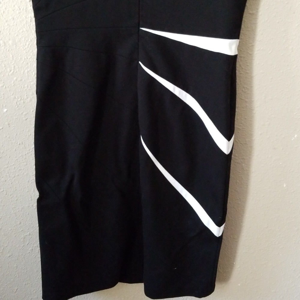 Escada dress - Picture 4 of 4